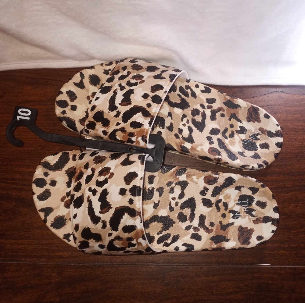 🪁Bundle Item Only 🪁Time and Tru Slides, Size 10